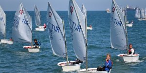 Mersin’de Anadolu Yelken Ligi Finali Heyecan Dolu Yarışlarla Tamamlandı