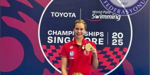 Milli Yüzücü Defne Kurt'tan 5. Dünya Şampiyonluğu