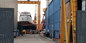 Tuzla’daki Bir Tersanede Karbondioksit Tüpü Patladı: 1 Kişi Hayatını Kaybetti