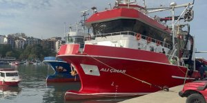 Karadeniz'den Kasalarca Hamsi Çıktı