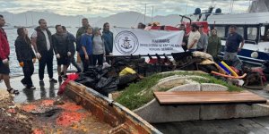 Marmaris'te Sezon Sonu Deniz Dibi Temizliğinde Çıkanlar Şaşırttı