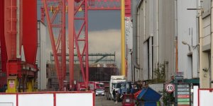 Tuzla’da Tersanede İskele Çöktü: 2 İşçi Yaralandı