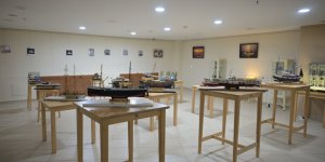 Zorluklardan Sanata Uzanan Yol: Ümit Tohumcu’nun Tekne ve Diorama Sergisi Kartal’da