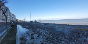 Kastamonu'da Dev Dalgalar Sahillere Zarar Verdi