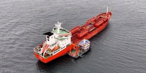 Küçükçekmece'de Alatepe Tankeri İçin Kurtarma Çalışmaları Başladı