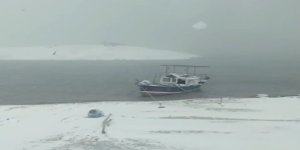 Yoğun Kar ve Sis Balıkçıları Durdurdu: Tekneler Kıyıya Çekildi