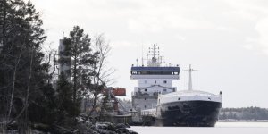 Finlandiya, Baltık Denizi’nde İletişim Kablolarına Sabotaj Şüphesiyle Bir Gemiye El Koydu