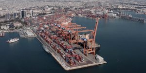 Bakan Uraloğlu: "Aralık Ayında 49,8 Milyon Ton Yük Elleçlendi"