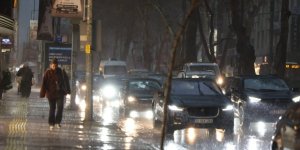 İzmir'de Metrekareye 47.5 Kilogram Yağış Düştü