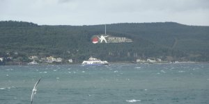 Çanakkale Boğazı Fırtına Nedeniyle Trafiğe Kapandı