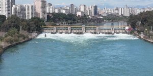 İki Ayda Gelen Yağış Barajı Doldurdu: Seyhan Nehri Coştu