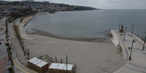 Büyükçekmece’de Deniz Çekildi