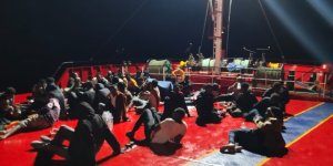 Denizde Can Pazarı, 48 Göçmen Kurtarıldı