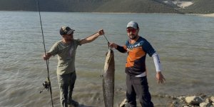 Turna Avına Çıkan Balıkçıların Oltasına 127 Santimlik Dev Yayın Takıldı