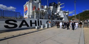 Muğla Valisi Akbıyık, TCSG Umut Gemisini Ziyaret Etti
