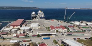 Çanakkale Limanı’nda İki Kruvaziyer Gemisi Aynı Anda Ağırlandı