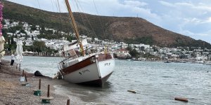 Bodrum'da 2,5 Milyon TL'lik Yelkenli Karaya Oturdu