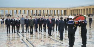 İMEAK DTO’nun Yeni Yönetimi Anıtkabir’i Ziyaret Etti
