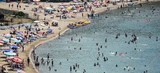 Deniz suyu bile serinletmiyor