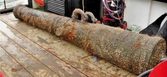 İngiltere'de 1 tonluk top arabası çıkarıldı