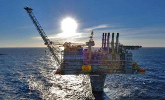 "Akdeniz petrol gölü olacak"