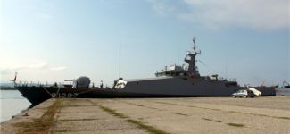 Hayalet gemi 'TCG Tekirdağ' Ünye Limanı'nda