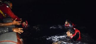 Botları alabora olan kaçaklar kurtarıldı