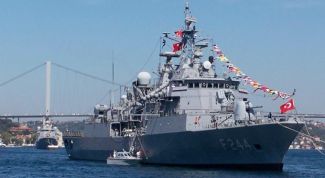 Türk donanmasının olağanüstü sınavı