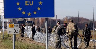 Avrupa Birliği üç maymunu oynuyor