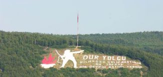 Resmi geçit töreni için boğaz gemilere kapatıldı