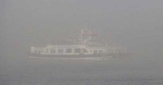 Çanakkale'de gemi trafiği durdu