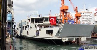 'Ahmet Piriştina' denize indirildi