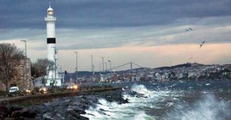 Deniz ulaşımına lodos engeli