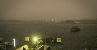 Mısır'da kum fırtınası limanları kapattırdı