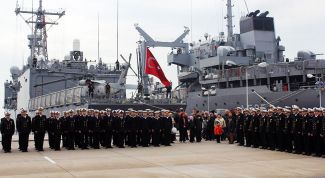 Barbaros Türk Deniz Görev Grubu Tunus'ta