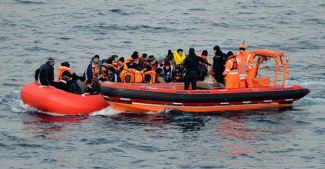 NATO'nun Ege operasyonuna tepki