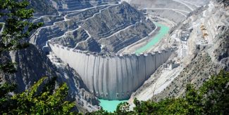 Yusufeli Barajı'nda derivasyon tüneli açıldı