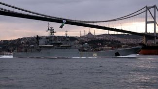'Caesar Kunikov' İstanbul Boğazı'ndan geçti