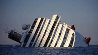 Francesco Schettino, 16 yıl hapis cezasına çarptırıldı