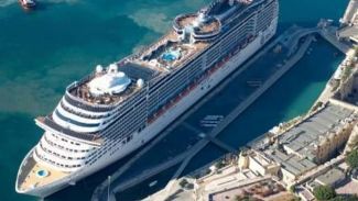 Ege'ye kruvaziyer akını