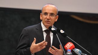 Mehmet Şimşek: "Ekonomide kriz havası yok"