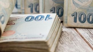 Bankacılık sektörünün kredi hacmi azaldı