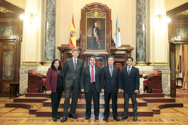 11-013.jpg 11-013.jpg