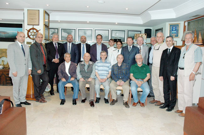 111-005.jpg 111-005.jpg