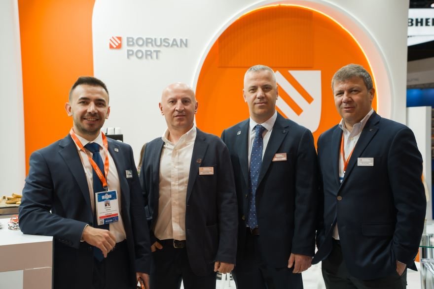1782285257-borusan-chartering-ekibi.jpg