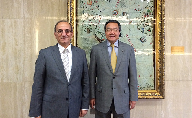 999-002.jpg 999-002.jpg