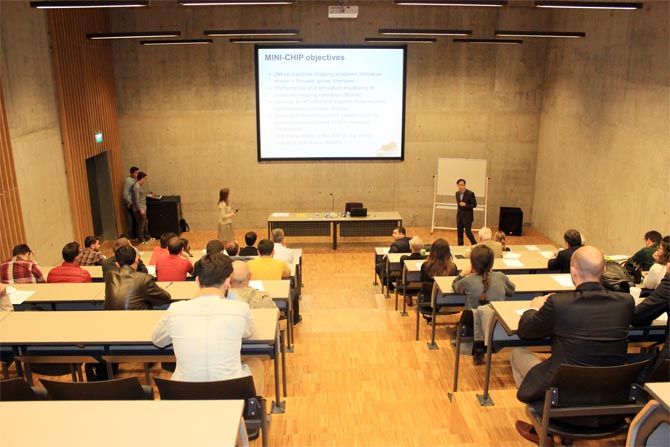 a2-049.jpg a2-049.jpg