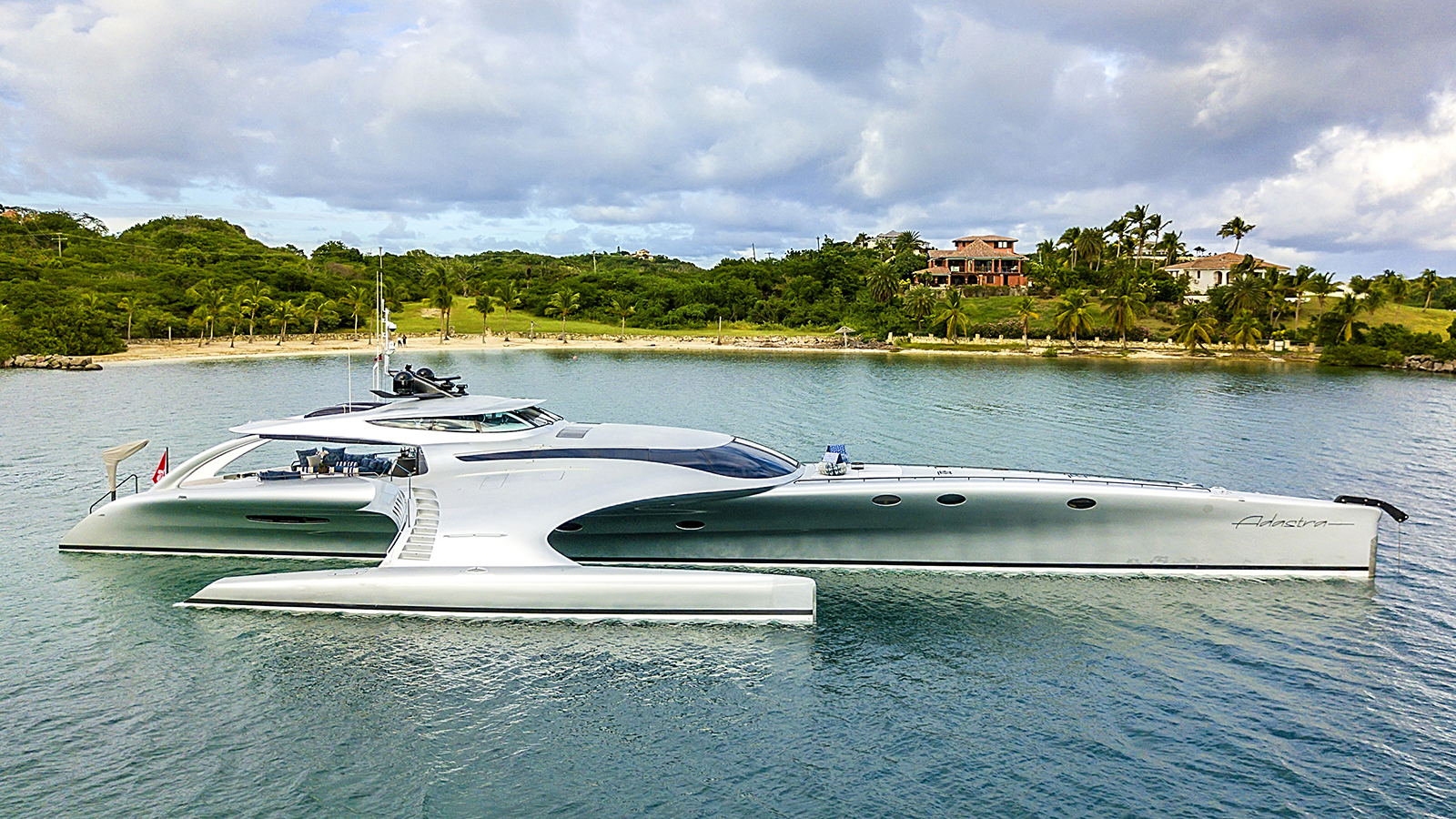 adastra-yacht.jpg