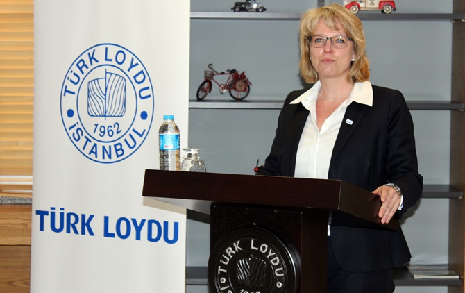 astrid-petersen.jpg astrid-petersen.jpg