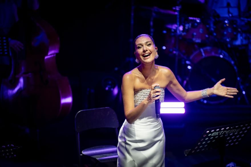berguzar-korel-5.jpg